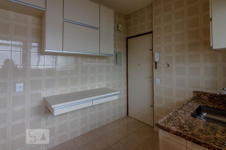 Apartamento para alugar com 115m², 3 quartos e 2 vagasCozinha
