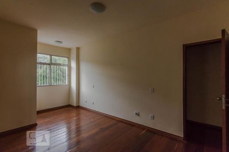 Sala 2 de apartamento para alugar com 3 quartos, 115m² em Sion, Belo Horizonte