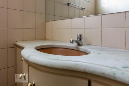 Apartamento para alugar com 115m², 3 quartos e 2 vagasPia Banheiro Social