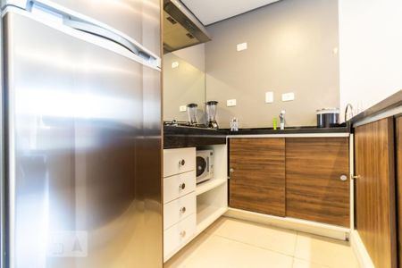Cozinha de kitnet/studio à venda com 1 quarto, 56m² em Alphaville Industrial, Barueri