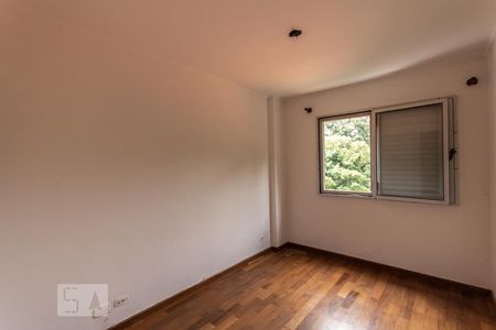 Quarto 1 de apartamento para alugar com 2 quartos, 75m² em Butantã, São Paulo