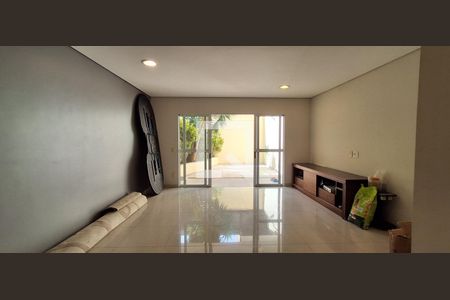 Área comum de casa à venda com 3 quartos, 272m² em Rudge Ramos, São Bernardo do Campo