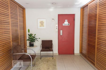 Apartamento à venda com 90m², 3 quartos e 1 vagaHall