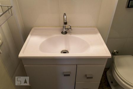 Lavabo de apartamento à venda com 3 quartos, 90m² em Vila Olímpia, São Paulo