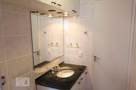 Apartamento à venda com 90m², 3 quartos e 1 vagaBanheiro 2