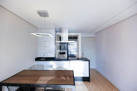 Sala de apartamento à venda com 2 quartos, 61m² em Vila Antonieta, São Paulo