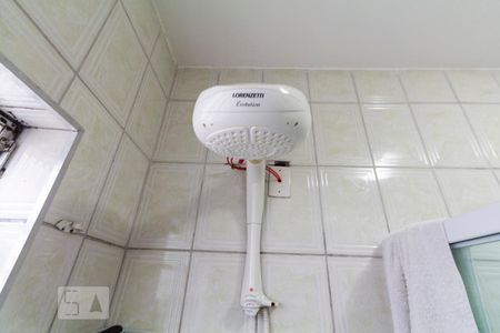 Banheiro social de casa para alugar com 2 quartos, 120m² em Jardim Oriental, São Paulo