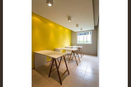 Studio à venda com 35m², 1 quarto e sem vagaÁrea Comum - Salão de Jogos