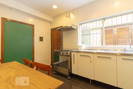 Casa para alugar com 120m², 2 quartos e 1 vagaCozinha