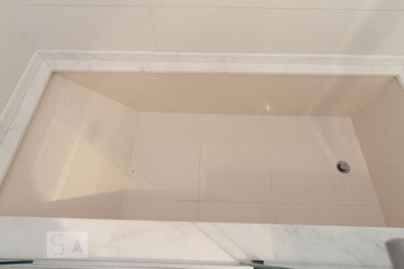 Casa para alugar com 120m², 2 quartos e 1 vagaBanheiro