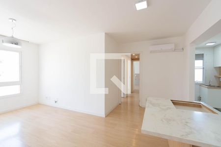 Sala de apartamento para alugar com 3 quartos, 70m² em Marechal Rondon, Canoas