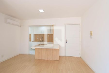 Sala de apartamento para alugar com 3 quartos, 70m² em Marechal Rondon, Canoas