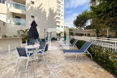 Apartamento à venda com 57m², 2 quartos e 1 vagaÁrea comum - Piscina