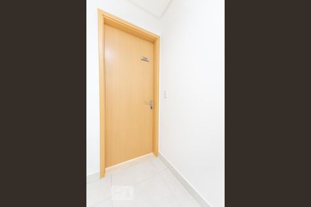 Entrada de apartamento para alugar com 3 quartos, 100m² em Setor Bueno, Goiânia