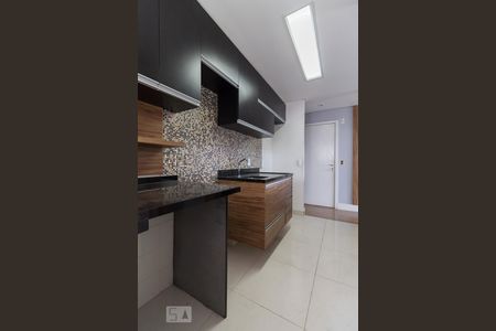 Apartamento à venda com 64m², 2 quartos e 1 vagaÁrea de serviço