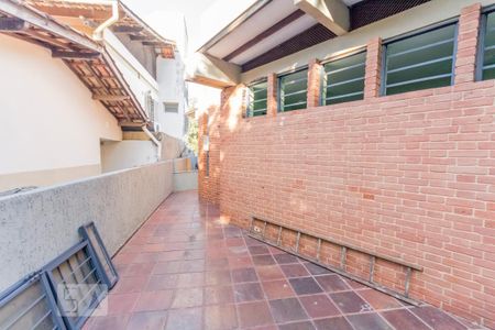 Casa à venda com 463m², 6 quartos e 6 vagas Casa à venda com 463m², 6 quartos e 6 vagasSacada