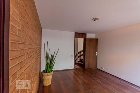 Casa à venda com 463m², 6 quartos e 6 vagas Casa à venda com 463m², 6 quartos e 6 vagasSala 2