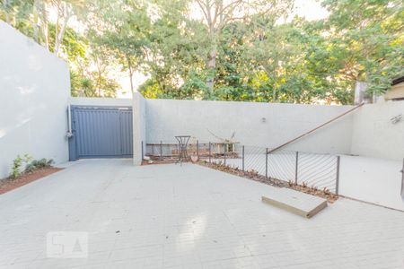 Casa à venda com 463m², 6 quartos e 6 vagas Casa à venda com 463m², 6 quartos e 6 vagasGaragem