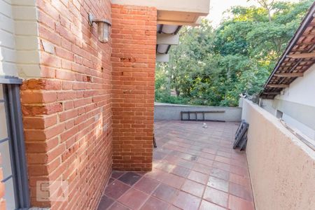 Casa à venda com 463m², 6 quartos e 6 vagas Casa à venda com 463m², 6 quartos e 6 vagasSacada