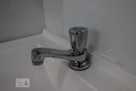 Apartamento para alugar com 45m², 2 quartos e sem vaga Apartamento para alugar com 45m², 2 quartos e sem vagaBanheiro