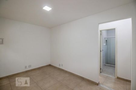 Sala de apartamento para alugar com 2 quartos, 45m² em Camorim, Rio de Janeiro