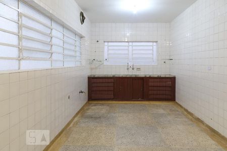 Casa à venda com 282m², 4 quartos e 4 vagasCozinha