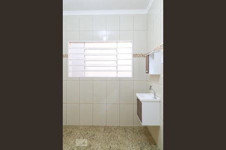 Casa à venda com 282m², 4 quartos e 4 vagasBanheiro