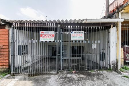 Casa para alugar com 89m², 2 quartos e 2 vagasFachada