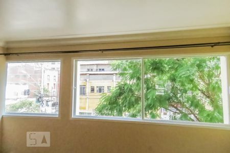Vista sala de apartamento para alugar com 3 quartos, 95m² em Vila Olímpia, São Paulo