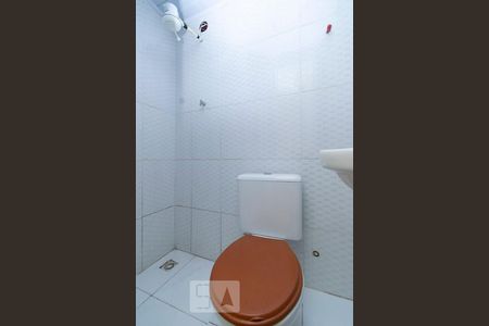 Banheiro Social de kitnet/studio para alugar com 1 quarto, 22m² em Icaraí, Niterói