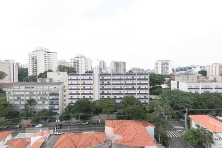Vista da sala  de apartamento para alugar com 1 quarto, 33m² em Vila Clementino, São Paulo
