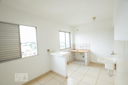 Cozinha de apartamento para alugar com 1 quarto, 65m² em Vila do Encontro, São Paulo
