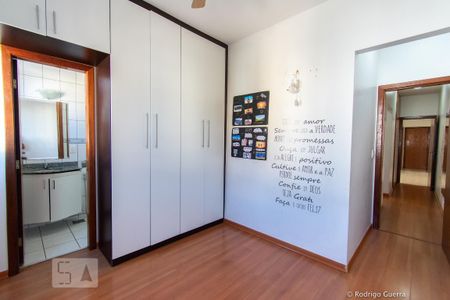 Apartamento para alugar com 70m², 3 quartos e 2 vagasQuarto 3