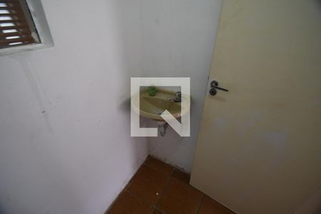 Casa à venda com 120m², 3 quartos e 4 vagasLavabo