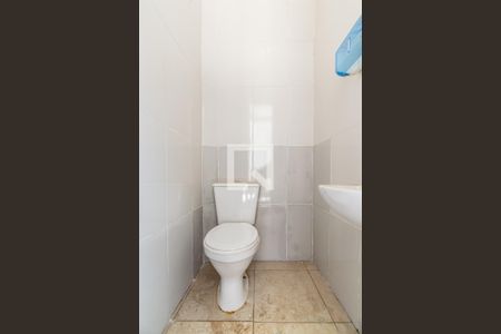 Casa para alugar com 168m², 3 quartos e 2 vagas Casa para alugar com 168m², 3 quartos e 2 vagasBanheiro de Serviço