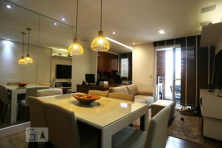 Apartamento para alugar com 72m², 2 quartos e 2 vagasSala