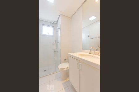 Banheiro de apartamento para alugar com 2 quartos, 76m² em Vila Olímpia, São Paulo