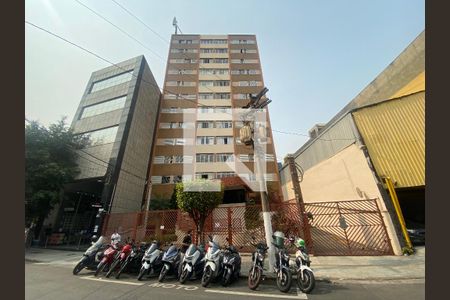 Apartamento à venda com 100m², 4 quartos e 1 vaga Apartamento à venda com 100m², 4 quartos e 1 vagaFachada