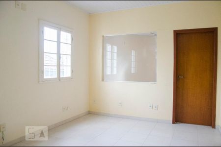 Casa para alugar com 100m², 1 quarto e 2 vagas Casa para alugar com 100m², 1 quarto e 2 vagasSala estar/jantar