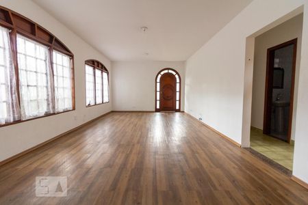 Sala de casa à venda com 4 quartos, 457m² em Vila Tiradentes, São Paulo