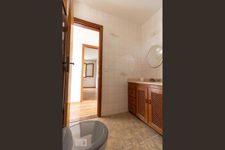 Casa à venda com 457m², 4 quartos e 8 vagasBanheiro Social 2