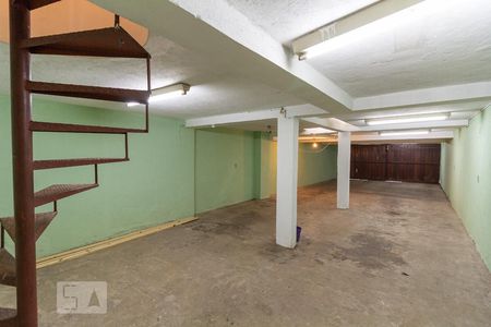 Casa à venda com 457m², 4 quartos e 8 vagasGaragem