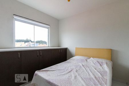 Quarto de apartamento para alugar com 1 quarto, 35m² em Cajuru, Curitiba