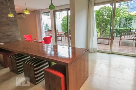 Apartamento para alugar com 70m², 1 quarto e 1 vagaÁrea comum