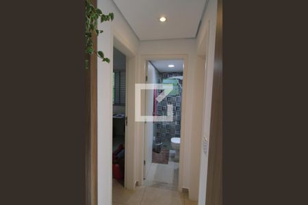 Corredor de apartamento à venda com 2 quartos, 45m² em Jardim Ampliação, São Paulo