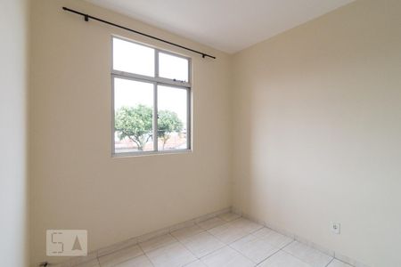 Quarto 2 de apartamento para alugar com 3 quartos, 64m² em Alípio de Melo, Belo Horizonte
