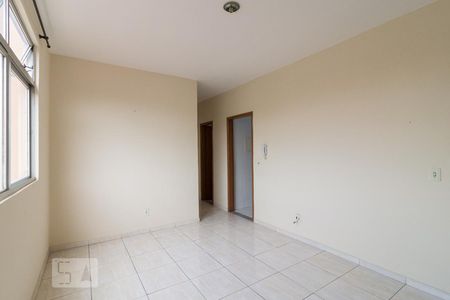 Sala de apartamento para alugar com 3 quartos, 64m² em Alípio de Melo, Belo Horizonte