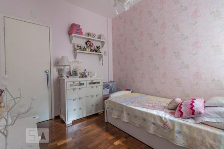 Apartamento à venda com 119m², 3 quartos e 2 vagasQuarto 2