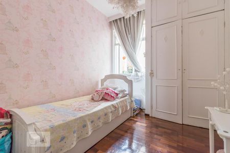 Apartamento à venda com 119m², 3 quartos e 2 vagasQuarto 2