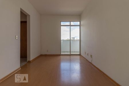 Sala de Apartamento com 2 quartos, 68m² Ipiranga